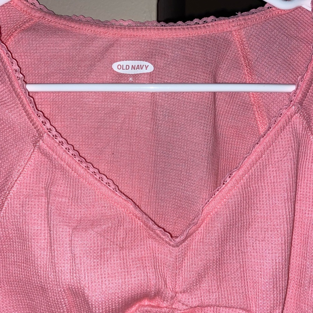 Ruched vneck old navy shirt